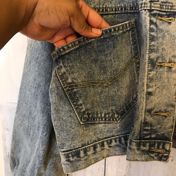 Unomatch Women Modern Loose Long Sleeve Fabulous Collar Neck Winter Denim Jacket - Picture 3 of 12